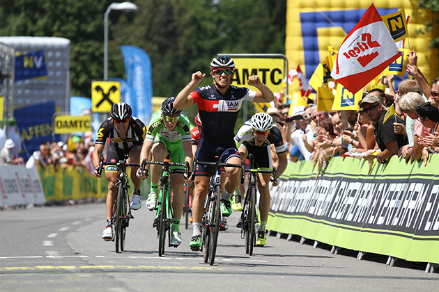 Gerald Cilek wins stage 1
